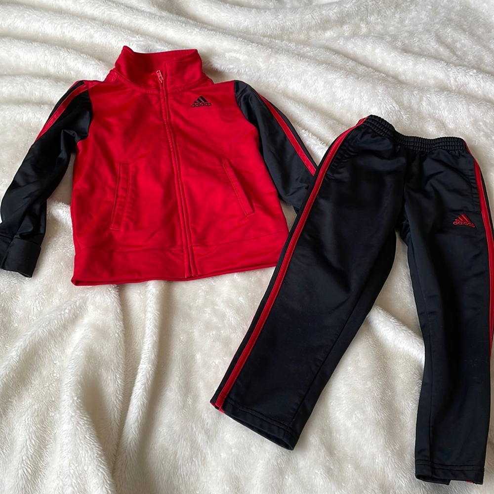 Adidas kid’s set